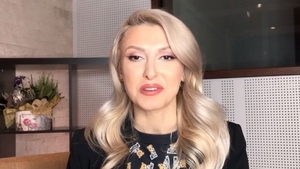 Prima imagine cu Andreea Bălan și fetița ei Clara Maria! Abia azi și-a văzut micuța pentru care era să moară