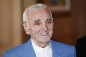 Charles Aznavour a murit în urma unei insuficiențe cardio-respiratorii