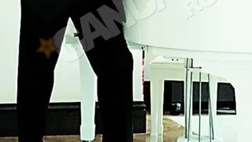 Mr. Aidan a fost ucenic la hotel, parasutist in razboi si a ajuns: Taticul cazinourilor de lux