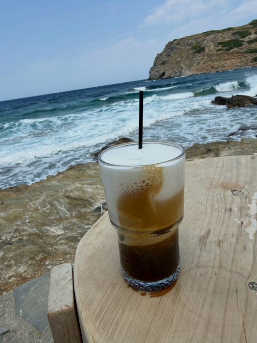 Imagine rară cu Daciana Sârbu și iubitul tinerel. Cum s-au afișat în vacanța din Grecia