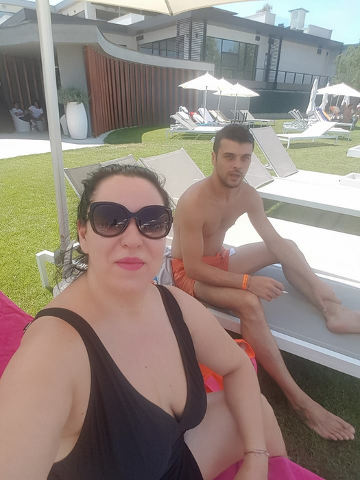 Prima fotografie cu MARIUS ELISEI, după ce a fost operat! OANA ROMAN a arătat tuturor:’’Tati accidentat‘’