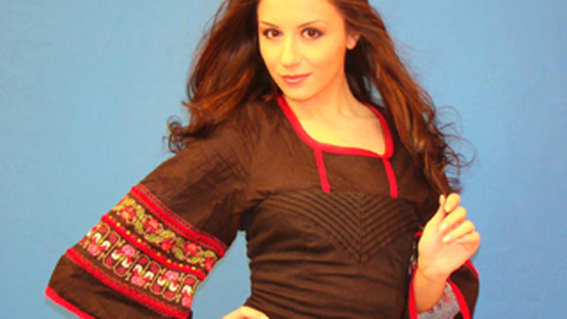 Betty Stroe a ramas pe drum din cauza gerului! Masina cu care mergea a inghetat!
