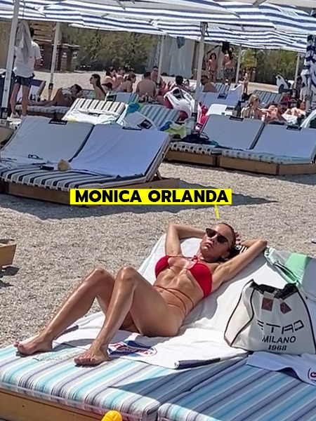 Monica Orlanda, super-sexy pe plaja din Mamaia (Foto: CANCAN.RO)