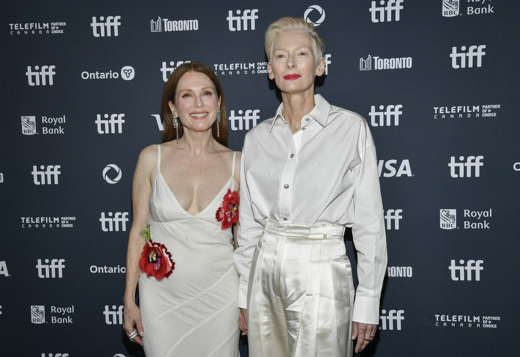 Julianne Moore, Tilda Swinton. Foto: Profimedia