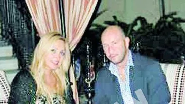 Zenga a fumat narghilea, Raluca a mancat baclava