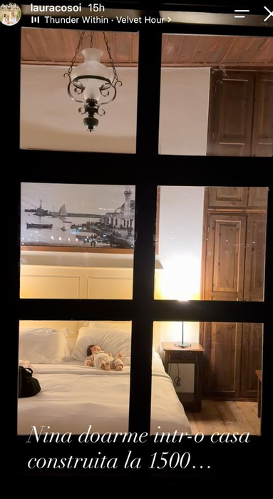 Laura Cosoi, vacanță-surpriză după ce i s-a anulat zborul spre Italia. Unde a ajuns cu soțul și fiica