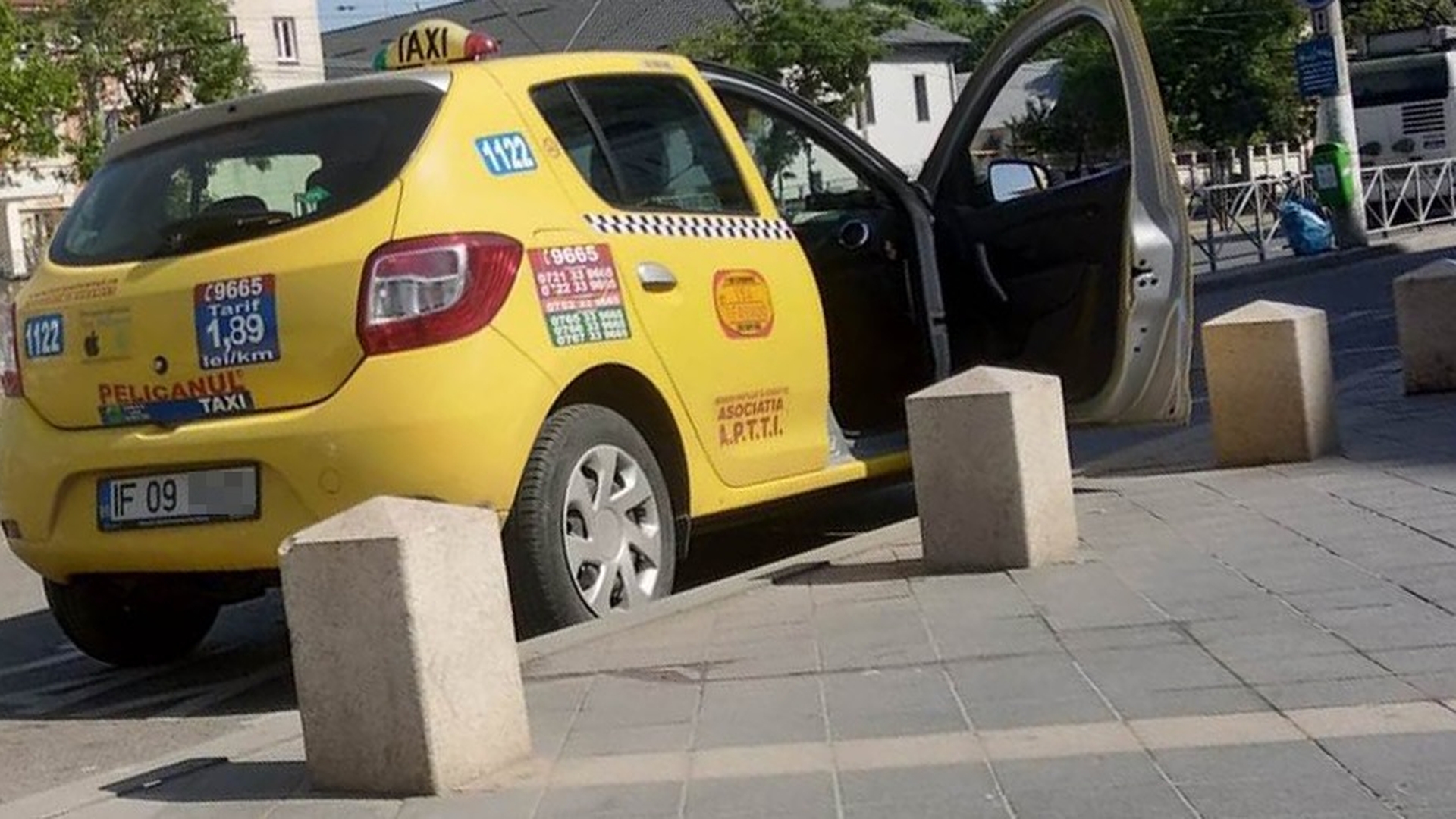 E scandalos! Câți lei i-a cerut un taximetrist din București unei femei pe o cursă de 6 km: "Acum suntem doar noi si facem ce prețuri vrem"