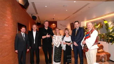 Imagini inedite cu Gheorghe Turda și alți artiști români în China