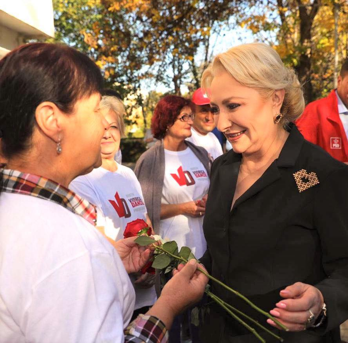 Soțul Vioricăi Dăncilă are un salariu mai mare decât șefa PSD. I-a dăruit un ceas de 20.000 de euro și dețin împreună 4 case