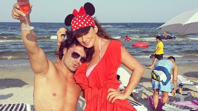 Pepe a avut plaja in Mamaia doar pentru prieteni. Nu a avut un castig prea mare deoarece nu a avut timp sa se ocupe personal