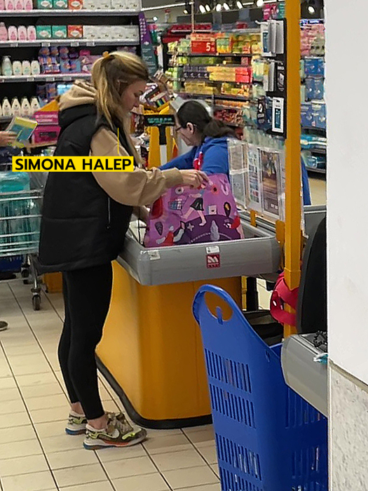 Simona a achitat cumpărăturile / (Sursa: CANCAN.RO)