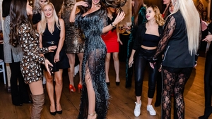 Loulou, iubita lui Lazarus, megapetrecere! VIDEO