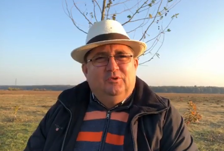 Primarul din Răcari, la audiențe live (Foto: arhiva personala Facebook/Marius Caraveteanu)