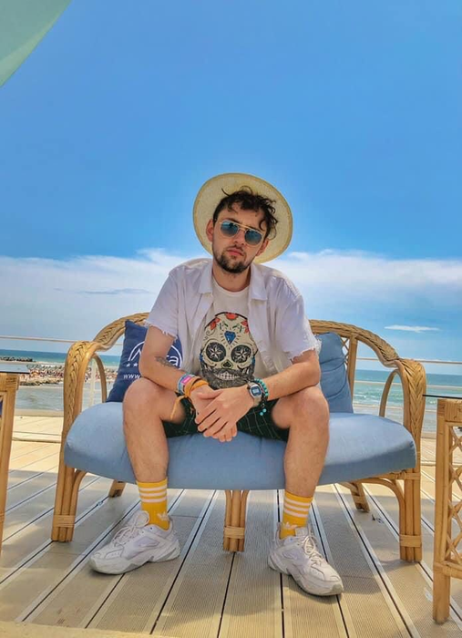 Cucu susține că 90% dintre artiști locuiesc în chirie / (Sursa: Instagram)