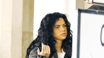 Uite adevarata fata a celor mai sexy vedete din Romania! Tu care crezi ca arata mai bine fara machiaj?