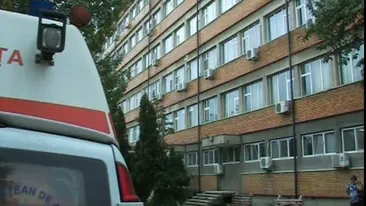 Un bărbat din Iaşi a ajuns în în comă la spital după ce s-a înecat cu mâncare la o nuntă