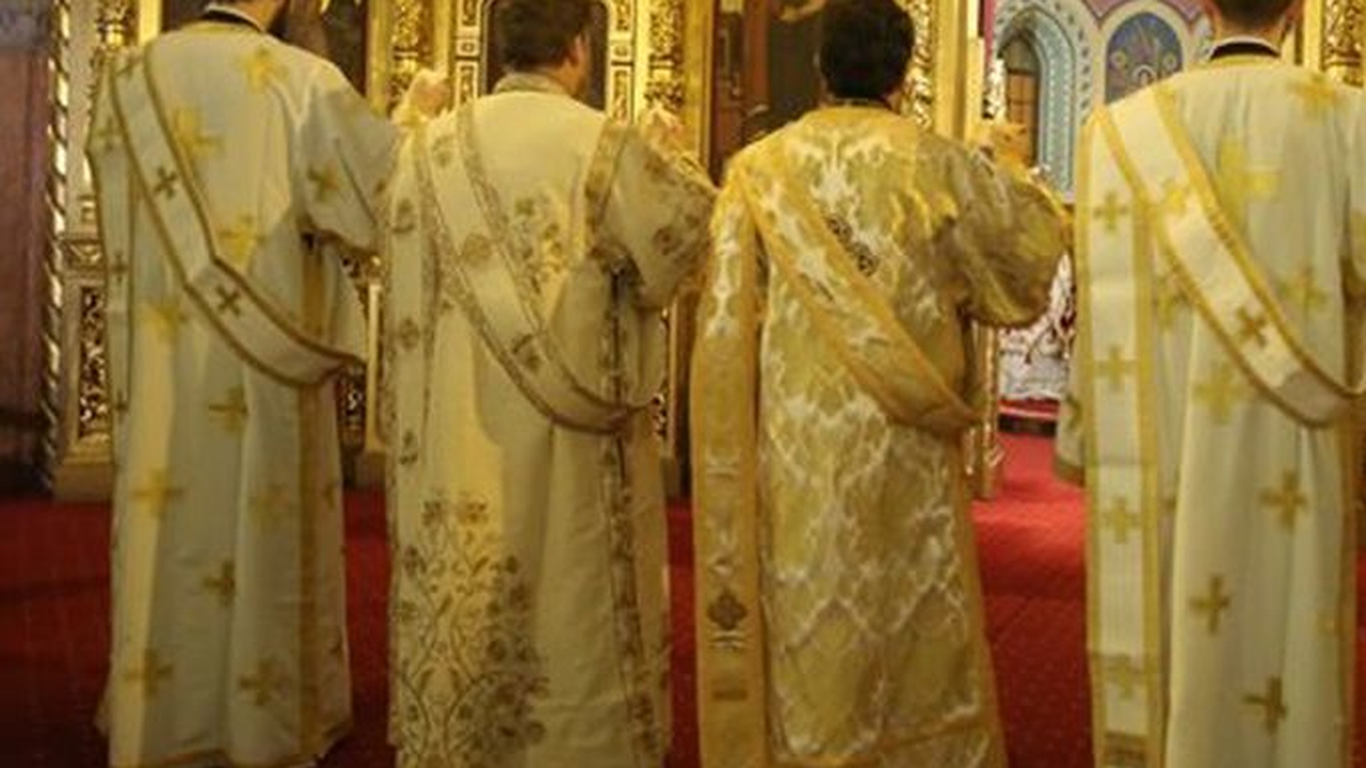 SCANDAL IMENS în biserică! Lista preotilor, dati afară pentru amantlâcuri şi trafic de droguri 