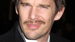 Ethan Hawke a devenit tata pentru a patra oara