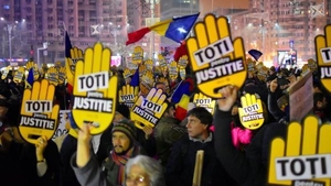 Proteste în Capitală şi în ţară. 16.000 de oameni, în stradă