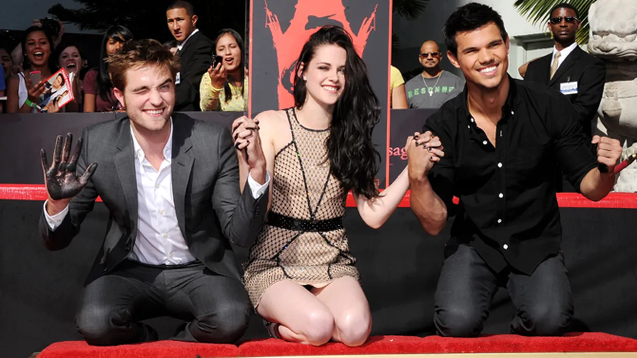 Kristen Stewart si-a aratat chilotii in timpul unui eveniment Twilight!