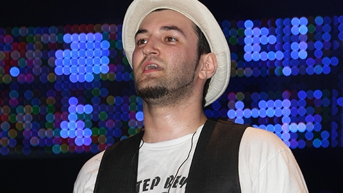Smiley şi-a vindecat rănile! Vezi dacă mai e singur şi ce mesaj le-a trimis admiratoarelor