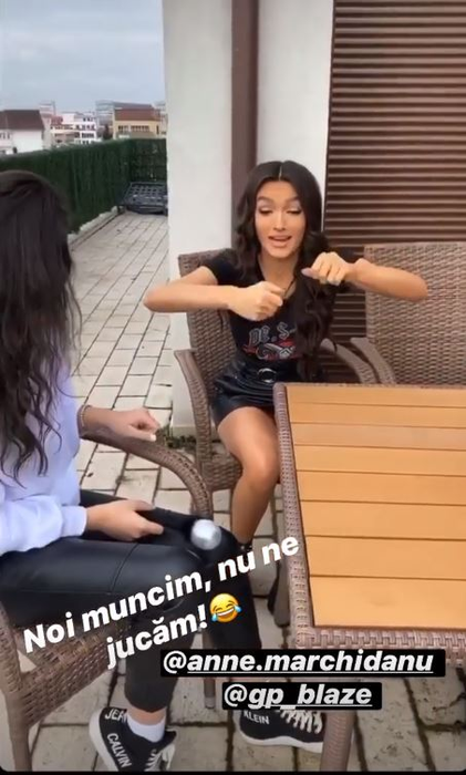 Gafa de proporții a unei prezentatoare de la Pro TV! Fusta mini s-a ridicat atât de mult, încât i s-a văzut lenjeria intimă