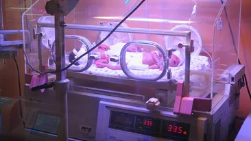 Cum arata acum copilul ars intr-un incubator in Maternitatea Bucur! Au trecut 5 ani iar cosmarul familiei Bucur continua
