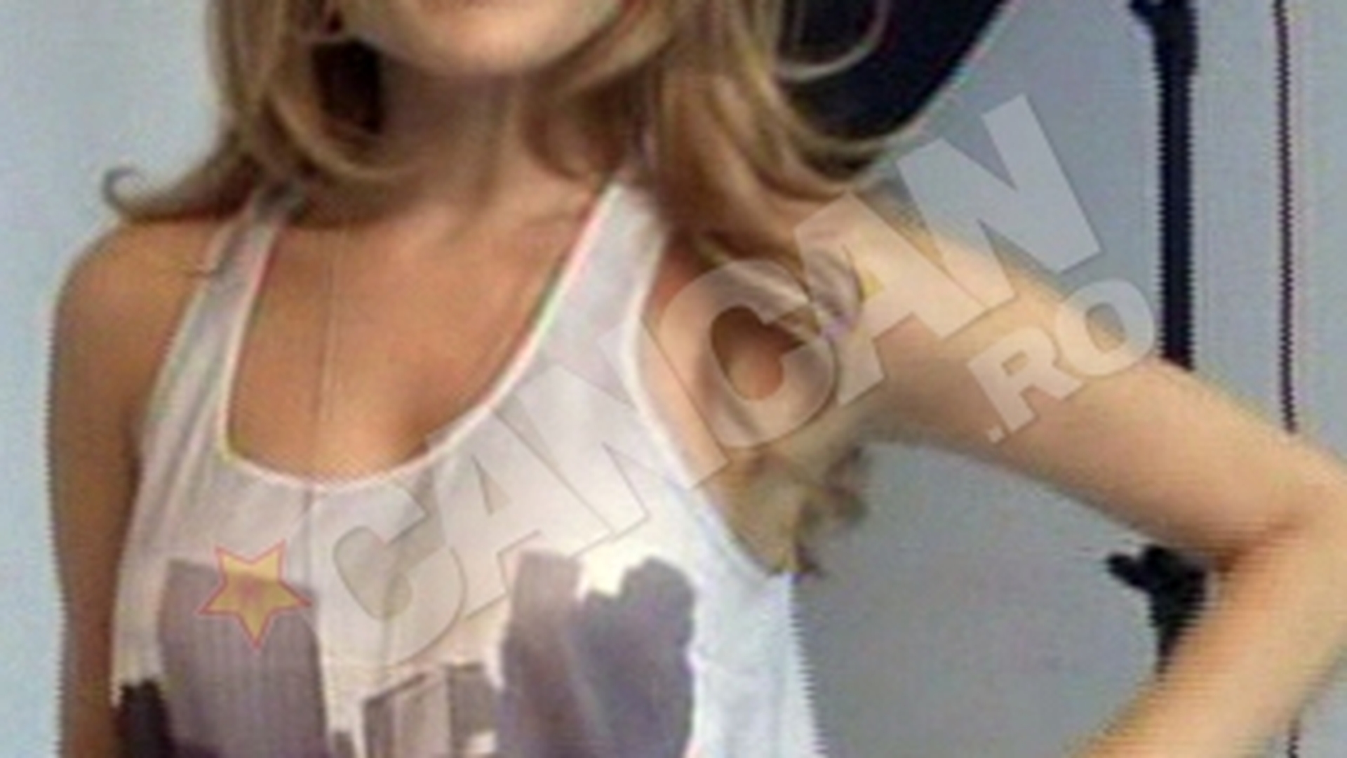 VEZI cum se mentine Elena Gheorghe, desi este gravida: "M-am ingrasat numai 3 kilograme in 6 luni"