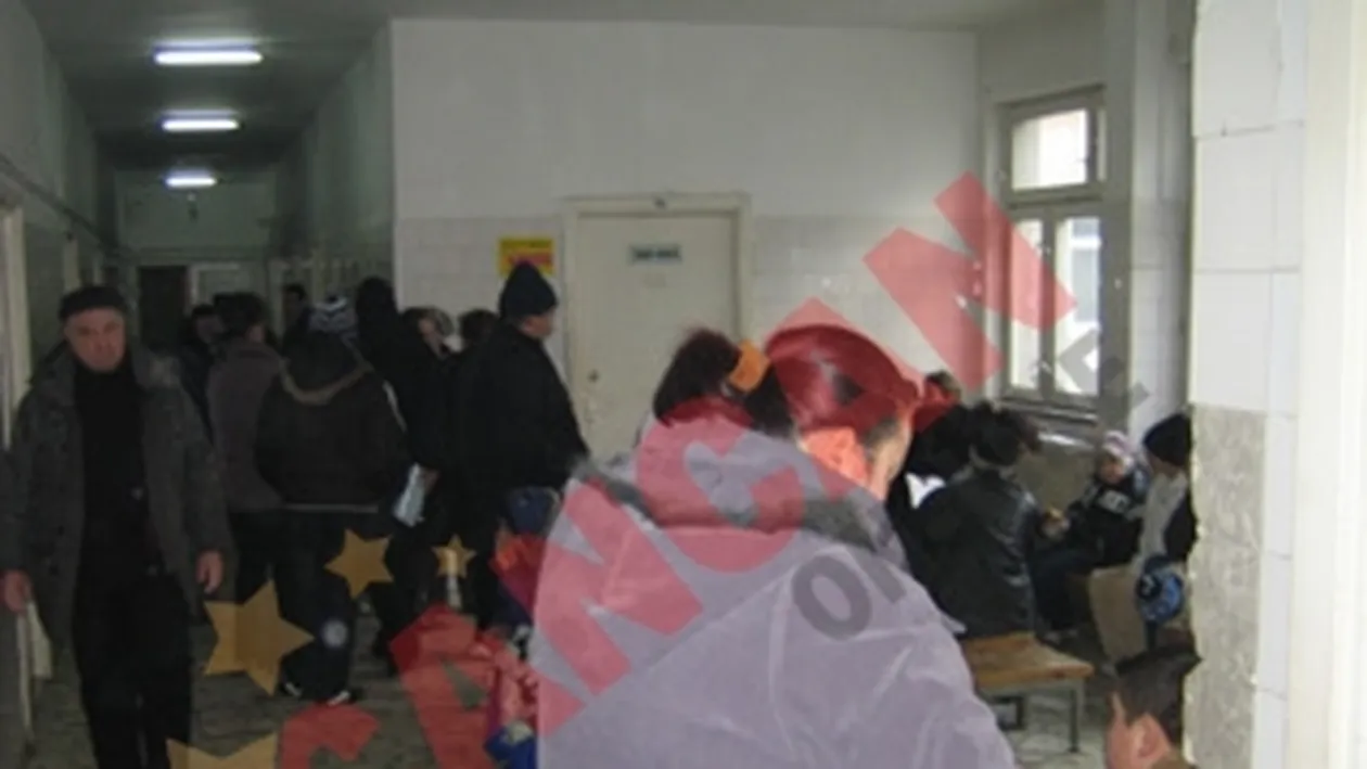 Spital luat cu asalt de bolnavi