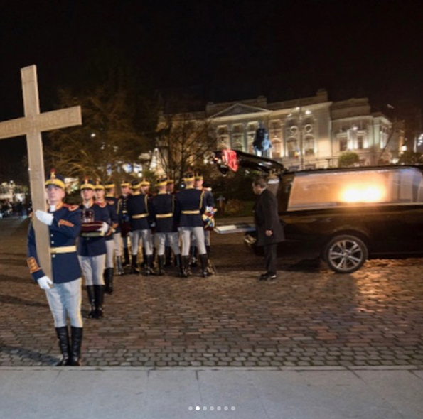Imagini de la ceremonia funerară a Regelui Mihai I de la Palatul Regal
