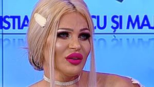 Ea e ultima bombă sexy din showbiz! Secretele Loredanei: a fost bărbat și zice că se cunoaște cu Dăncilă