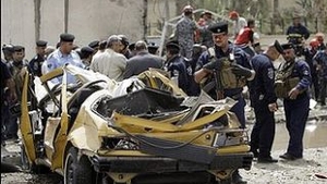 Atacurile cu bomba se intensifica in Irak: atentatori sinugicasi au vizat mai multe ambasade