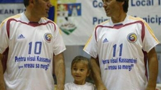 Kamara va intra pe teren alaturi de Gica Hagi si "Generatia de Aur"!