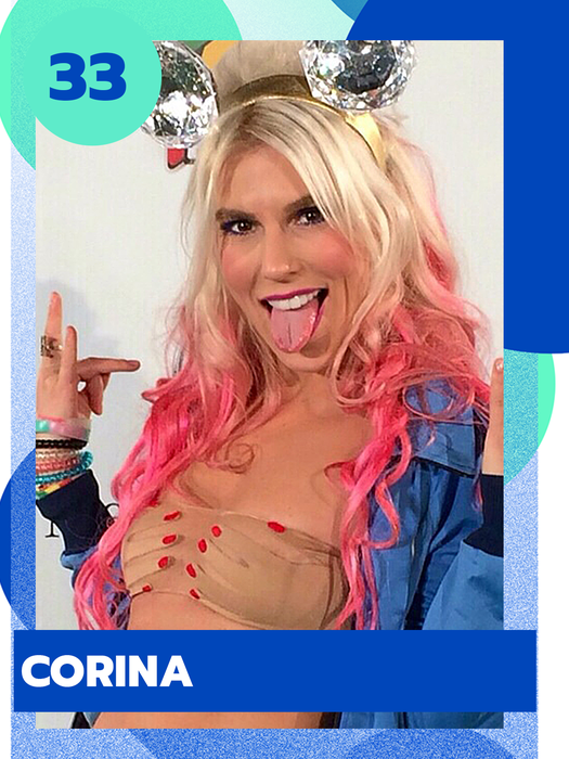 Atenție! Inna, Delia sau Antonia fac show! TOP 50 sexy-vedete care s-au jucat cu limbuțele în văzut tuturor