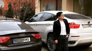 Are toate şansele să-l detroneze pe celebrul Victoraş Micula! La doar 16 ani, îşi face loc tare pentru a fi ”Împăratul fiţelor de pe Insta”: pilotează privat-jeturi, conduce super-maşini şi... Sepy Reza e fiul unui afacerist iranian, pe care SRI-ul l-a interceptat într-un dosar de spălare de bani