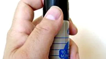 Un barbat i-a pulverizat spray paralizant in fata unui sofer pentru ca l-a deranjat in trafic