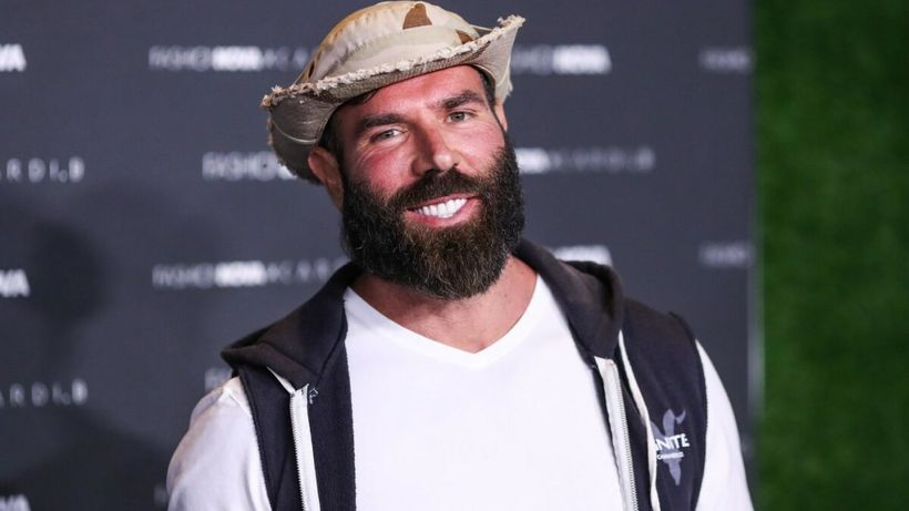 Regele Instagramului, scos pe ușa din dos! Dan Bilzerian spune că tatăl său i-a furat imperiul