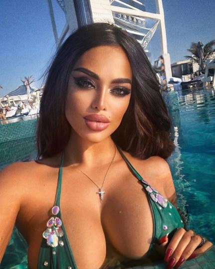 Cobra Tate și-a asumat relația cu o rusoaică sexy. Cum o cheamă pe femeia care i-a cucerit inima și cu ce se ocupă