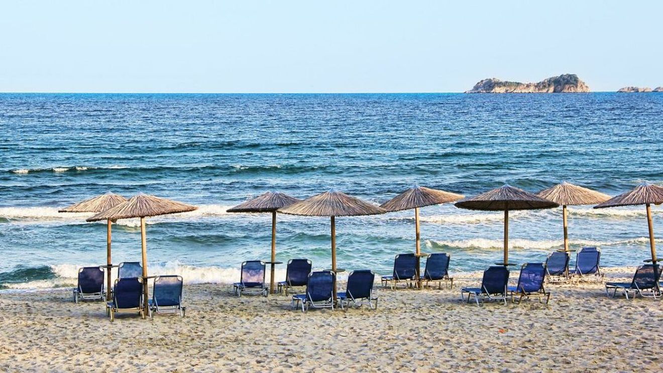 Cât costă o noapte la mare în România, în mini-vacanța de Rusalii. Poți plăti și cu voucherele de vacanță