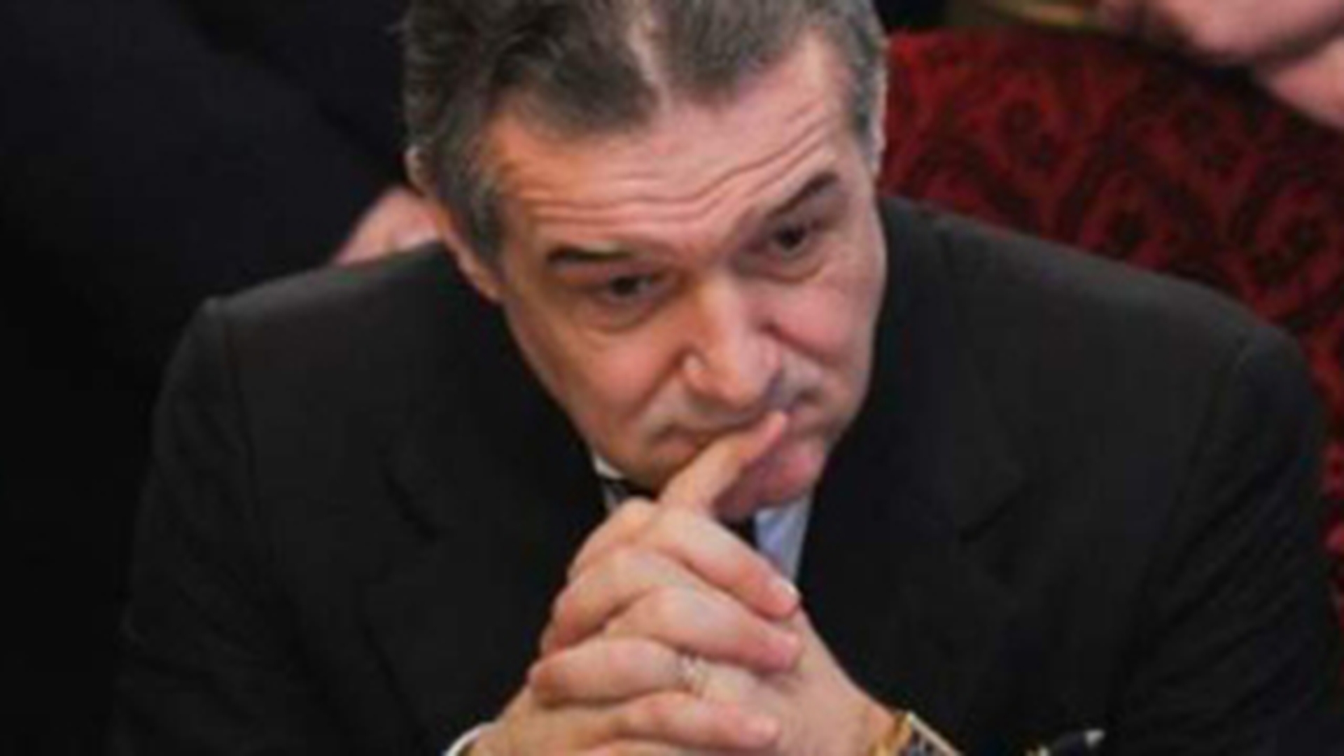 Gigi Becali: „Daca Nikolici da goluri cum a dat jeturile de voma, il trimit in fiecare zi in club. Ii platesc eu bautura!”