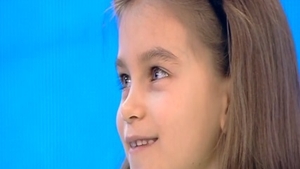 Fata unei prezentatoare TV se laudă la 7 ani cu iubiţii ei: ”Am avut mulţi şi i-am arătat lui tati cum ne-am pupat”