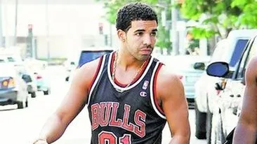 Pe ce a dat Drake 7,7 milioane de dolari! Palat cu pesteri si cascade artificiale