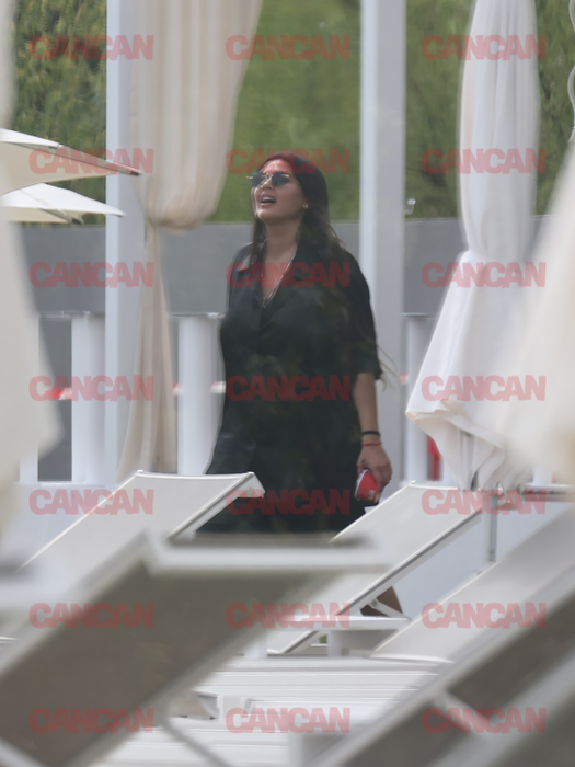 Roxana Dobre, o mamă grijulie Foto CANCAN.RO