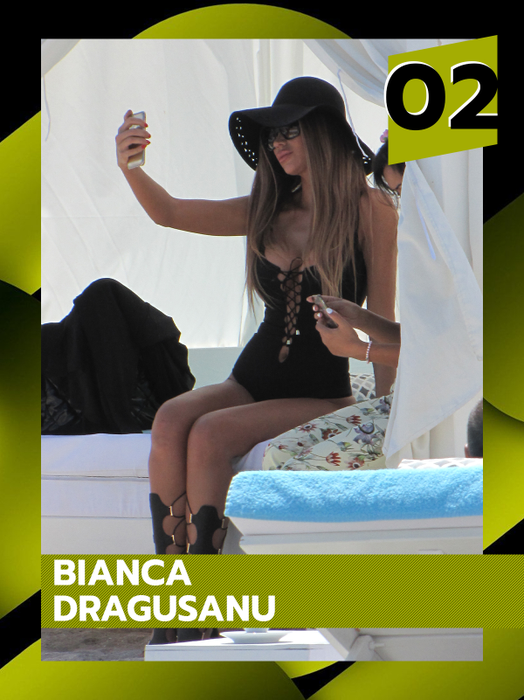 TOP 50 de vedete care au înfierbântat rețelele! Mădălina Ghenea, Bianca Drăgușanu și Antonia au transformat selfie-ul în artă