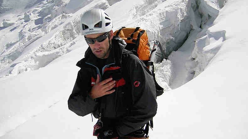 HORIA COLIBĂŞANU, în România după ce a escaladat Everestul. La 7.000 metri altitudine, alpinistului i s-a furat cortul