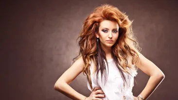 Giulia a intrat in colimatorul stilistului! Vezi ce coafura o avantajeaza si ce frizura ii face nasul sa para si mai mare