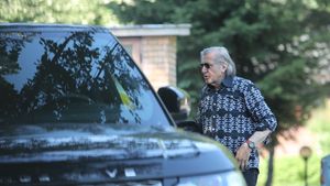 Ilie Năstase continuă războiul cu polițiștii. “A fost un pont. M-au urmărit de la restaurant!”