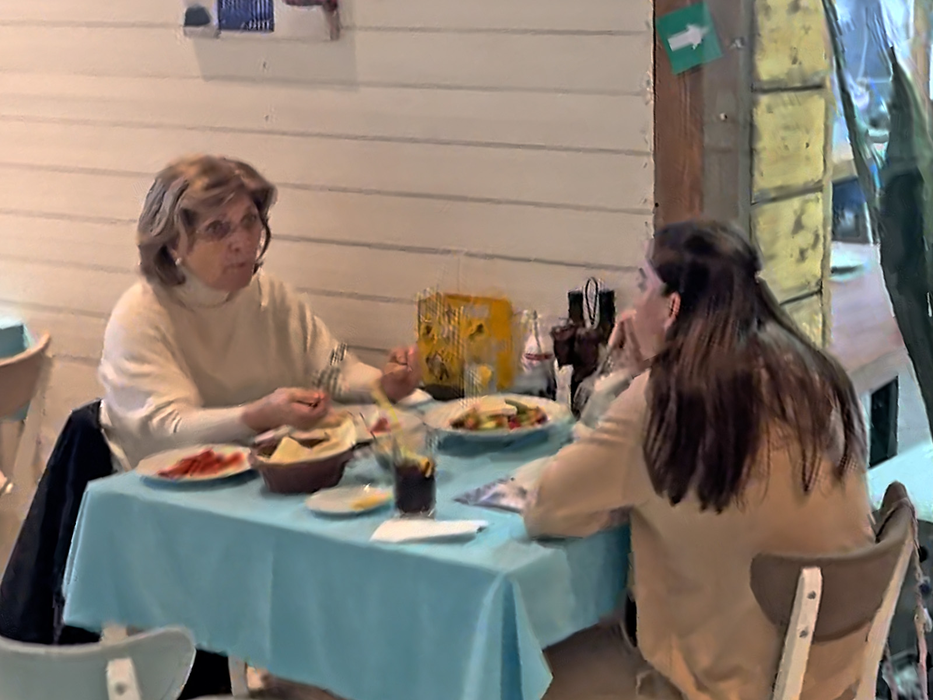Simona Halep, la masă alături de mama ei