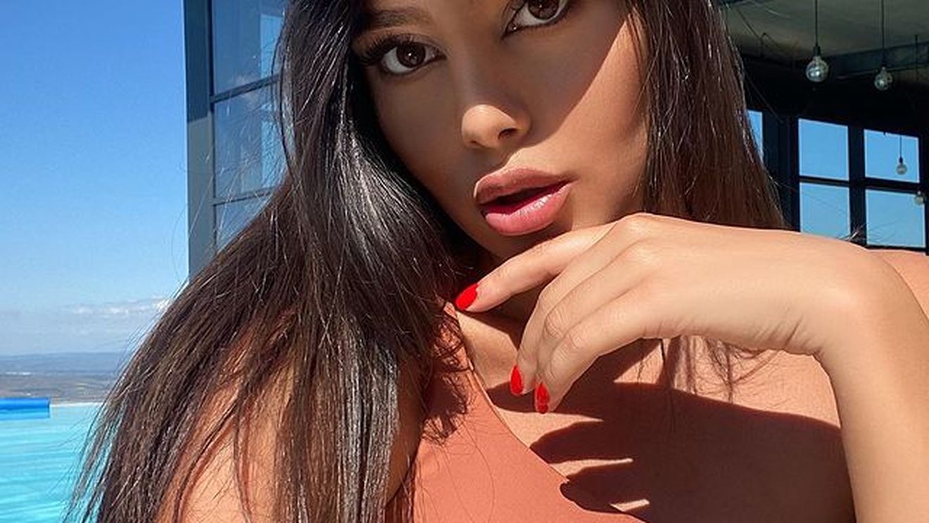 Scandal monstru între Monica Hill și interlopul Lucian Jula. Cei doi foști amorezi sunt la cuțite: ”Am ajuns la poliție pentru un ordin de restricție”