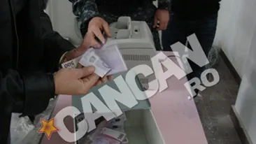 Mascatii au gasit 300.000 de euro si 30.000 de lei in seif! Patronii magazinelor de vise din Brasov, blindati cu bani!